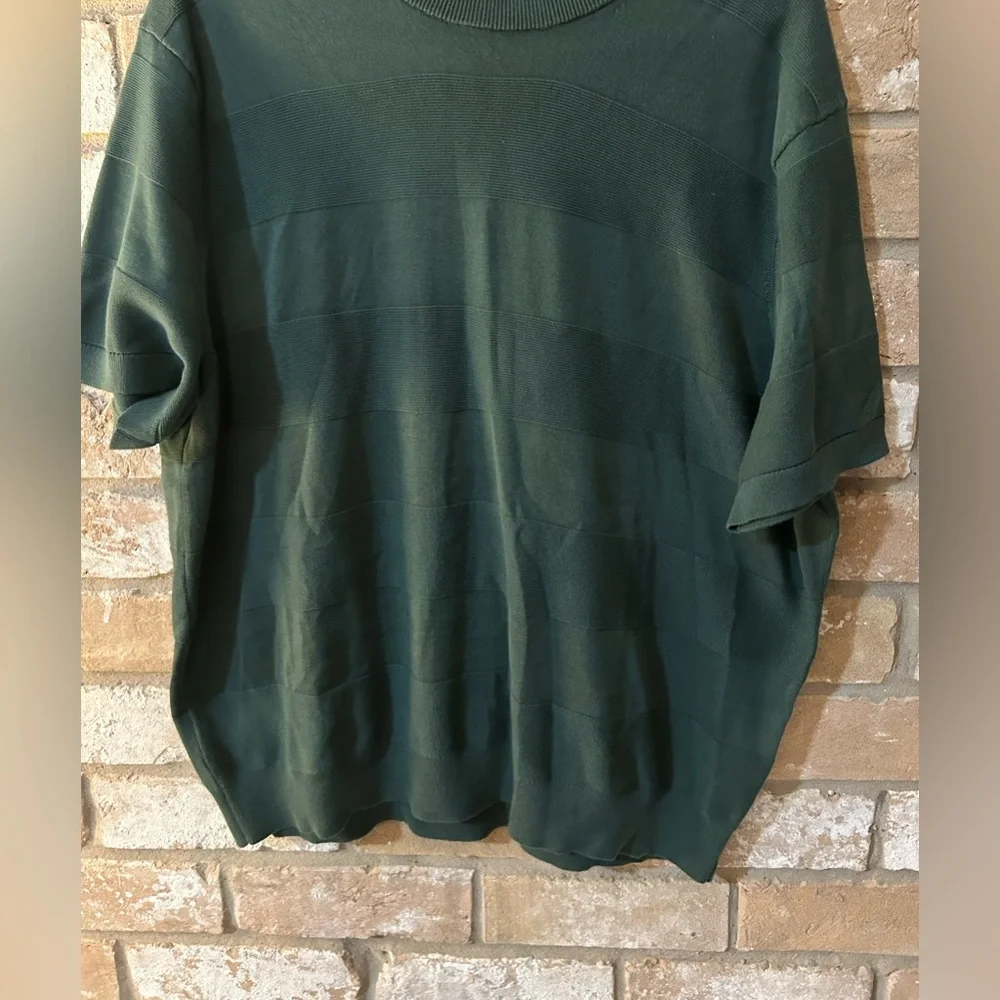 Banana Republic Dark Green Short Sleeve Tee. Mens XL.